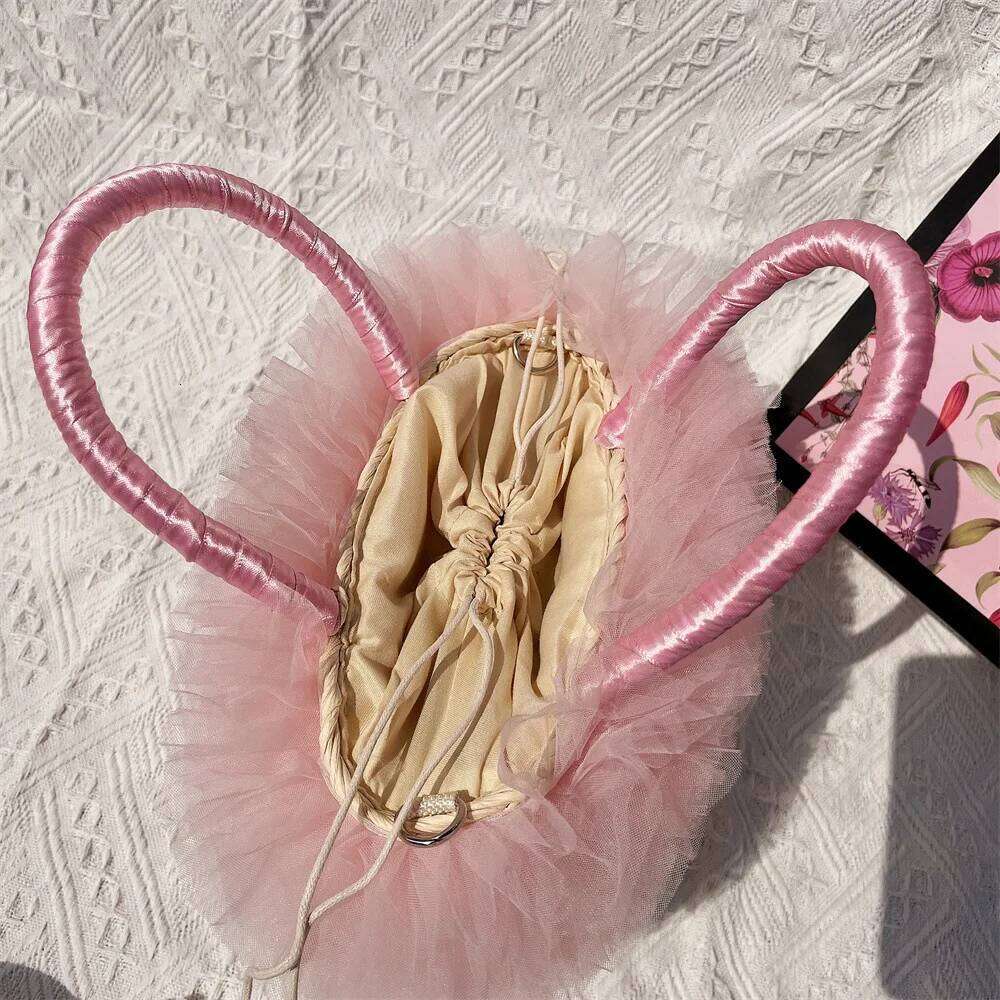 Women's Designer Fashion Fluffy Lace Straw Handbags Pearls Chain Shoulder Bohemian Lafite Basket Bags For Women Travel Beach Rattan Bag