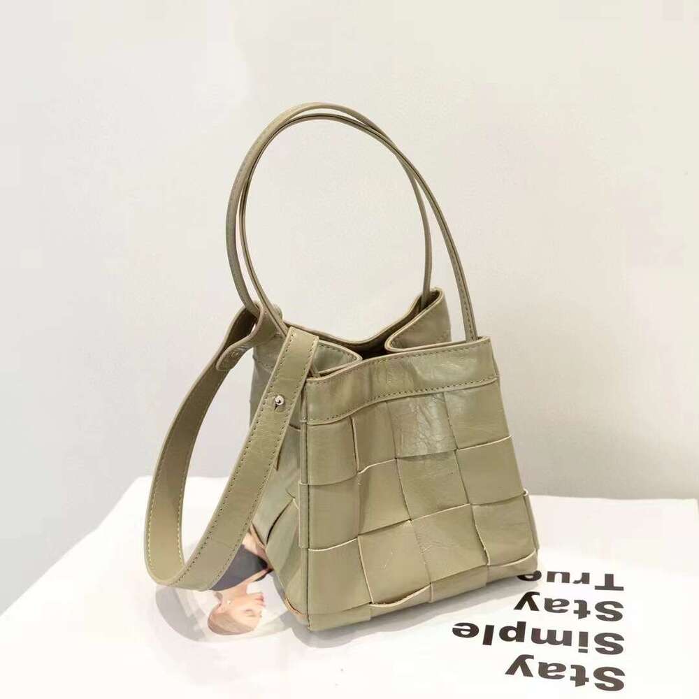 Tote Bag Braided Handbag Summer Textured Genuine Leather Woven Bucket Stylish Fashion Wing Top Layer Cowhide Mini Women S Underarm Bag Shoulder Bag