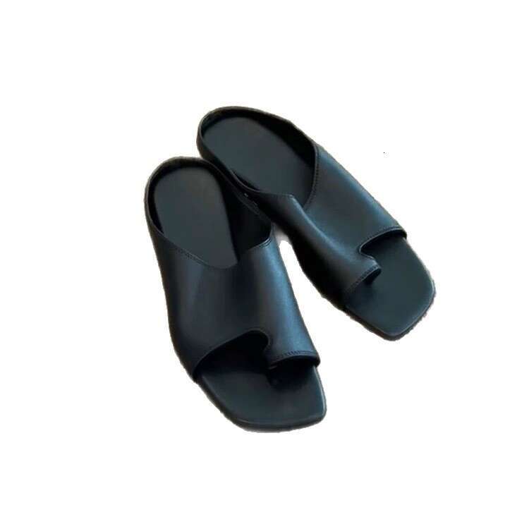 Cowhide Version ~ Korean Casual Square Slip-On for Women Outdoor Wear 2025 Summer Open Toe Flat Sandals