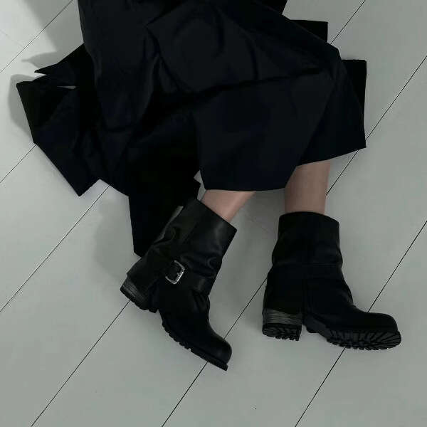 Genuine Leather Niche Korean Style Belt Buckle Chimney Sleeve Tube Pants Women Autumn Winter New Thick Heel Round Toe Short Boots