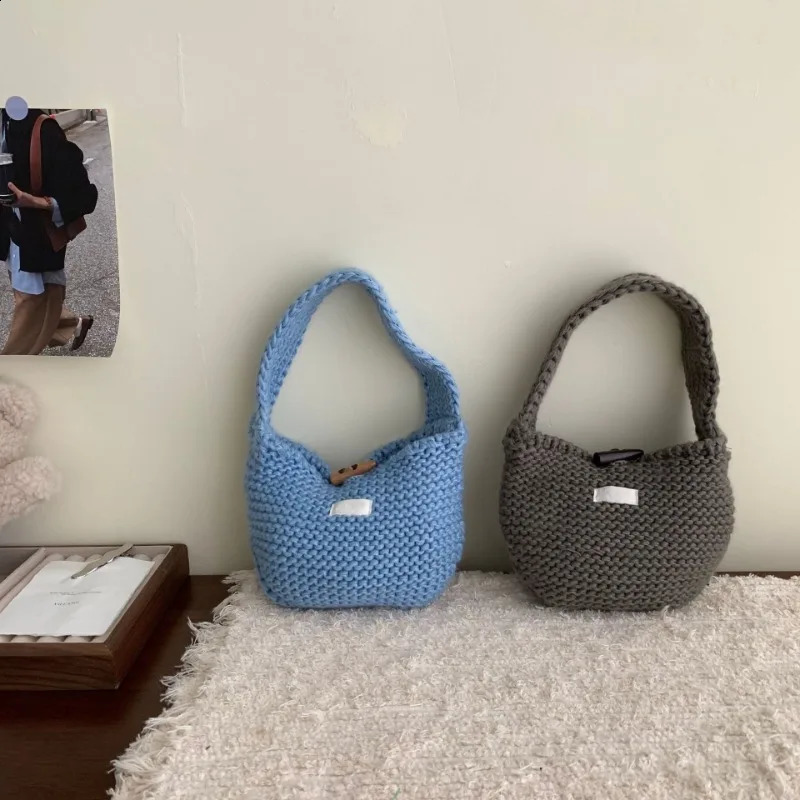 Summer Fashion Handwoven Handbag Knitted Crochet Beach Shoulder Bag Hollow Womens Knitted 250528