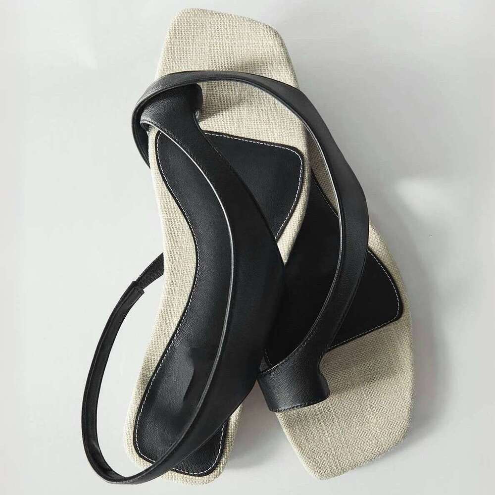 Cowhide Version ~ Row Style Square Flat Ring for Women 2025 Summer Versatile Open Toe Beach Roman Sandals