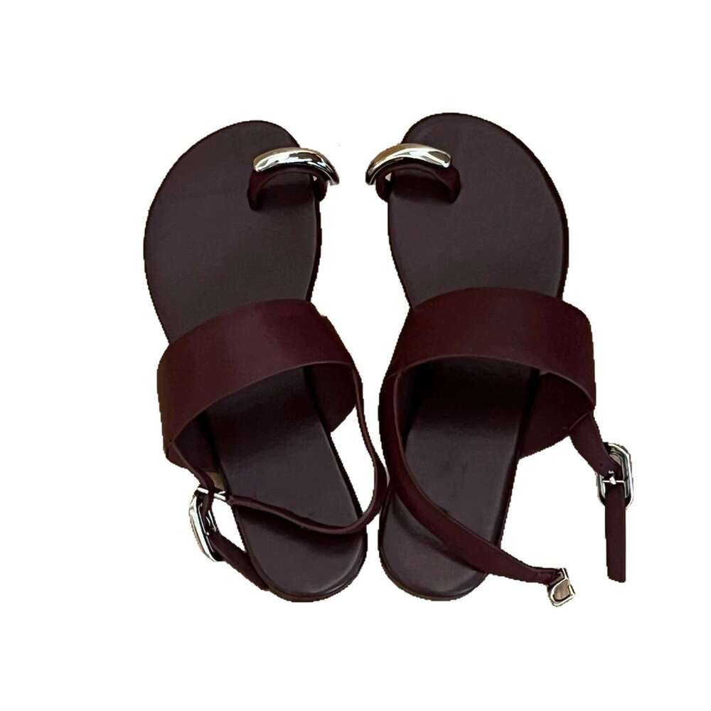 Cowhide Version ~ Korean Niche Metal Toe Strap for Women 2025 Summer New Beach Flat Sandals