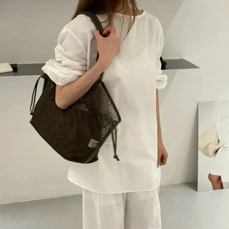 MESH SHOPPER BAG y ner PU Material WingShaped Handbag Spacious Tote Bag Large Capacity Women Travel Luggage Bag 250528