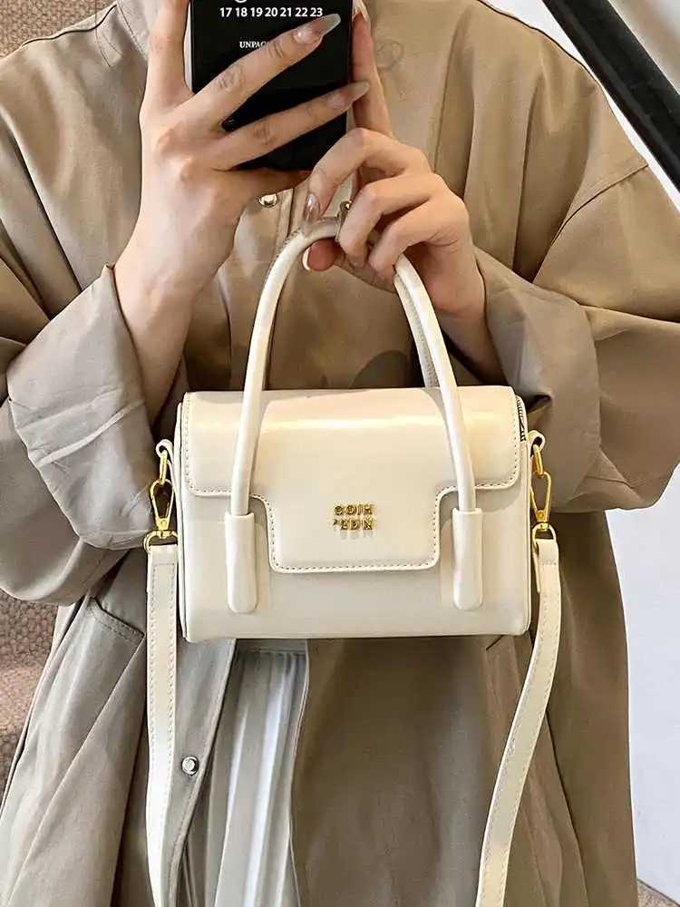 Textured Red Women Crossbody Bags 2025 Spring Trend PU Leather Small Square Bag Fashion Letter Design Lady Handbags XJ2520528