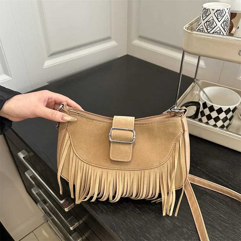 Vintage Tassel Crossbody Bags For Womens Gift Casual Adjustable Strap Fringe Shoulder Bag For Daily Use/Leisure Vacation XJ2520528