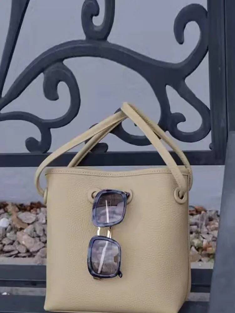 Ladies Small Casual Tote Bucket Bag Drawstring Designer Retro Crossbody Bags Women Cow Genuine Leather Single Shoulder Handbag