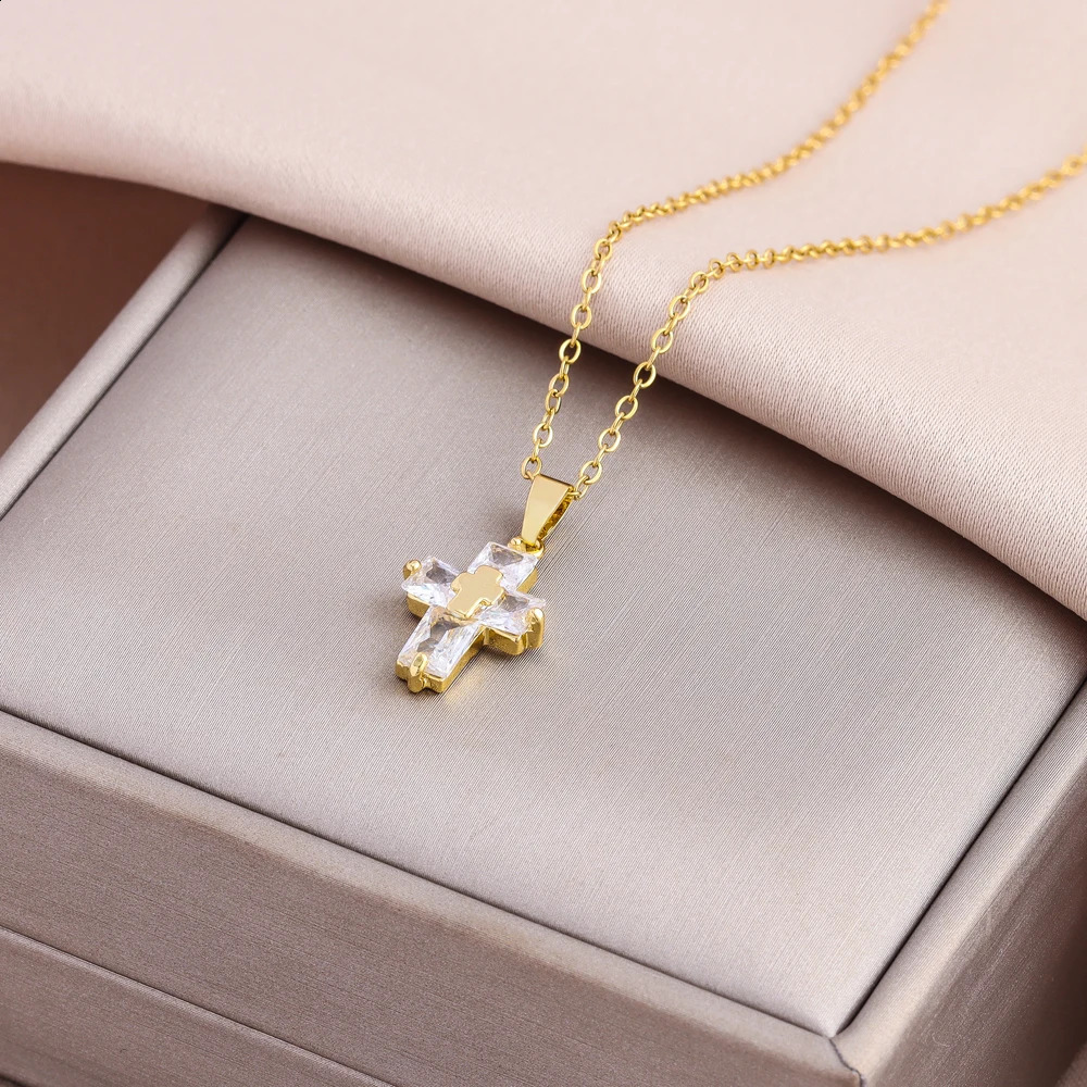 Super Sparkly Zircon Crystal Cross Pendant Necklaces For Women Trendy Female Stainless Steel Neck Chain Jewelry Wholesale 250519