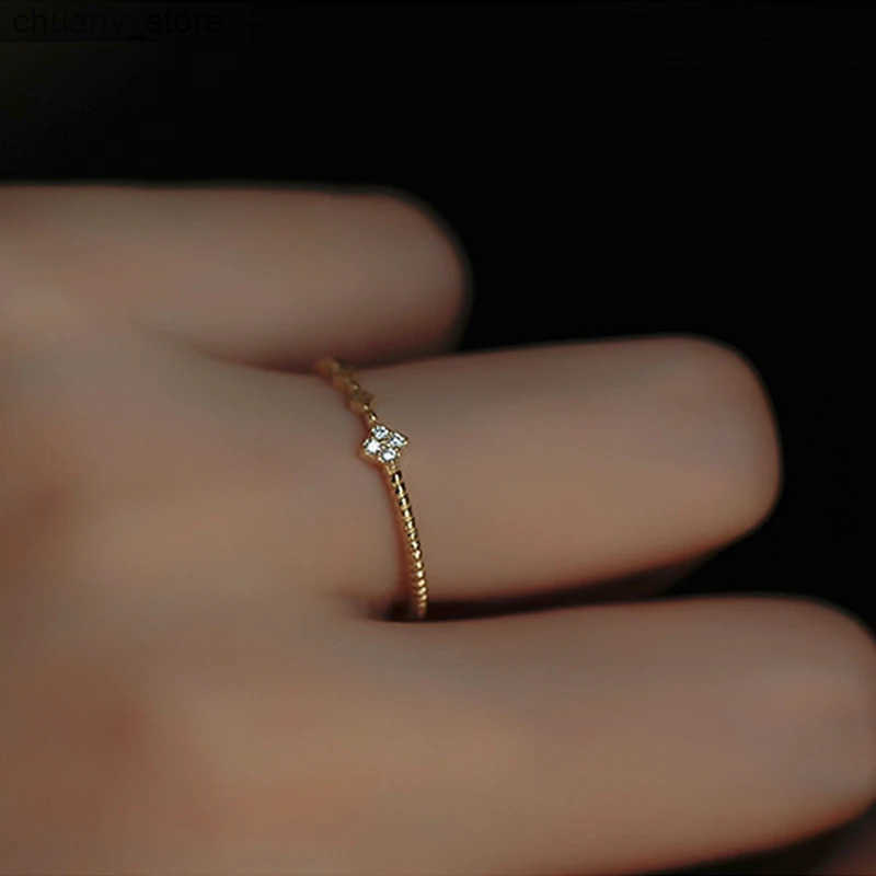 ANENJERY Silver Color Zircon Flower Twist Thin Ring For Women Asymmetric Exquisite Simple Jewelry All Match z250529NIC6