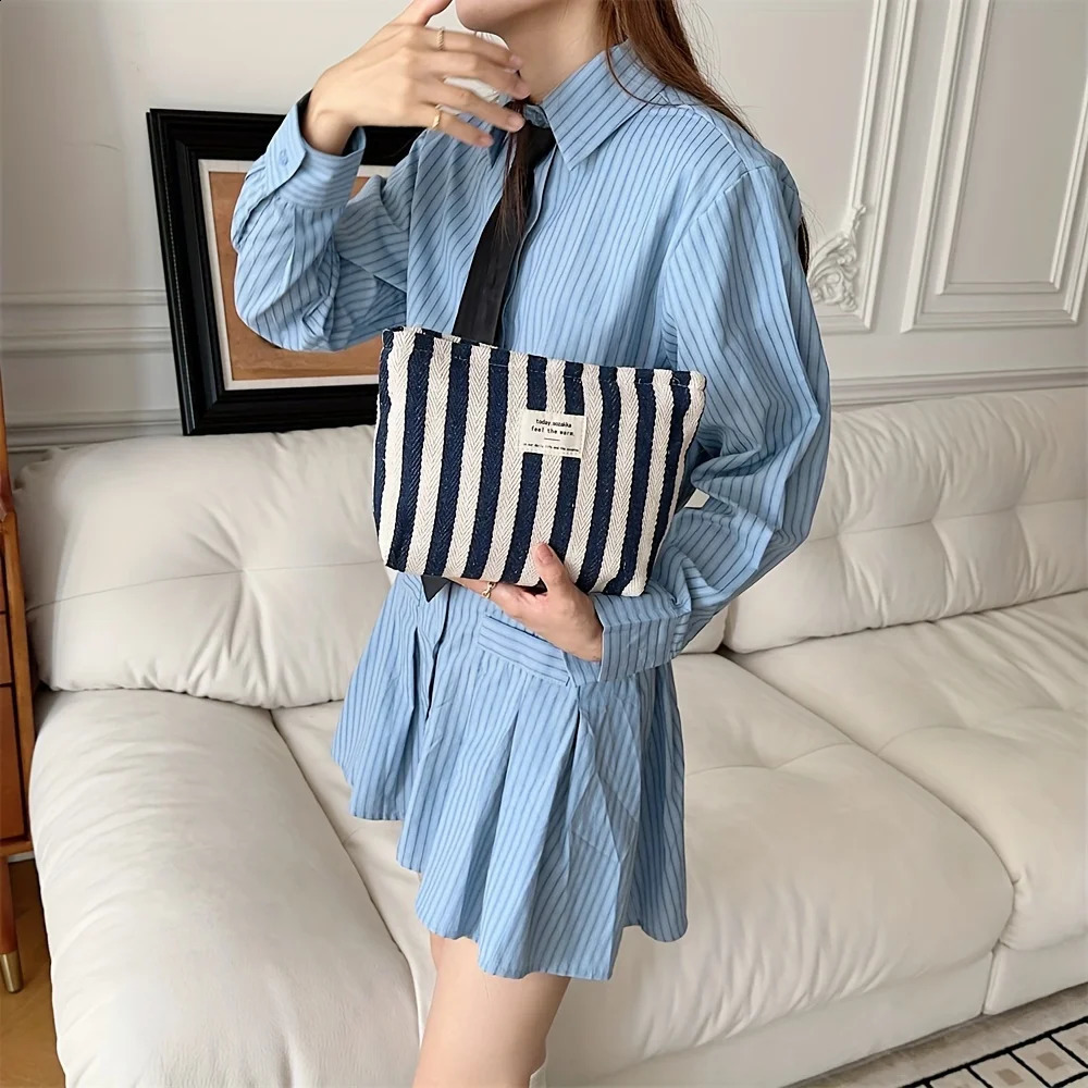 Vertical Stripe Cosmetic Bag Waterproof Womens Small Storage Makeup Case Travel Bags for Ladies Pencil Case 250528