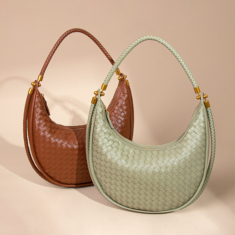 Fashion Handwoven Casual Women's Handheld Crescent Niche Shoulder Underarm Crossbody New Moon Dumpling Bag