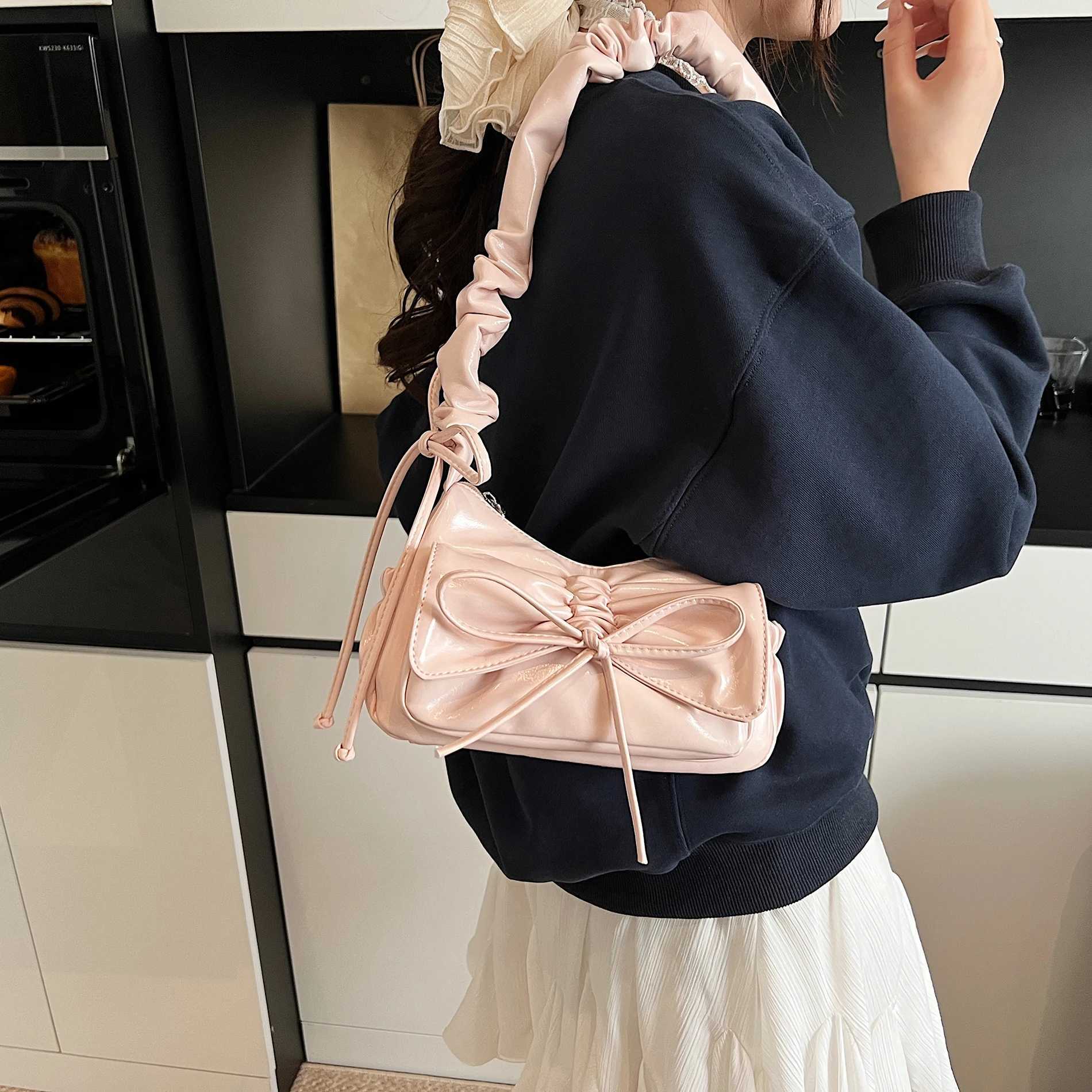 Fashionable New Retro Womens Shoulder Bag for Work Shopping Travel Versatile Multi-Functional Womens Bag XJ2520528