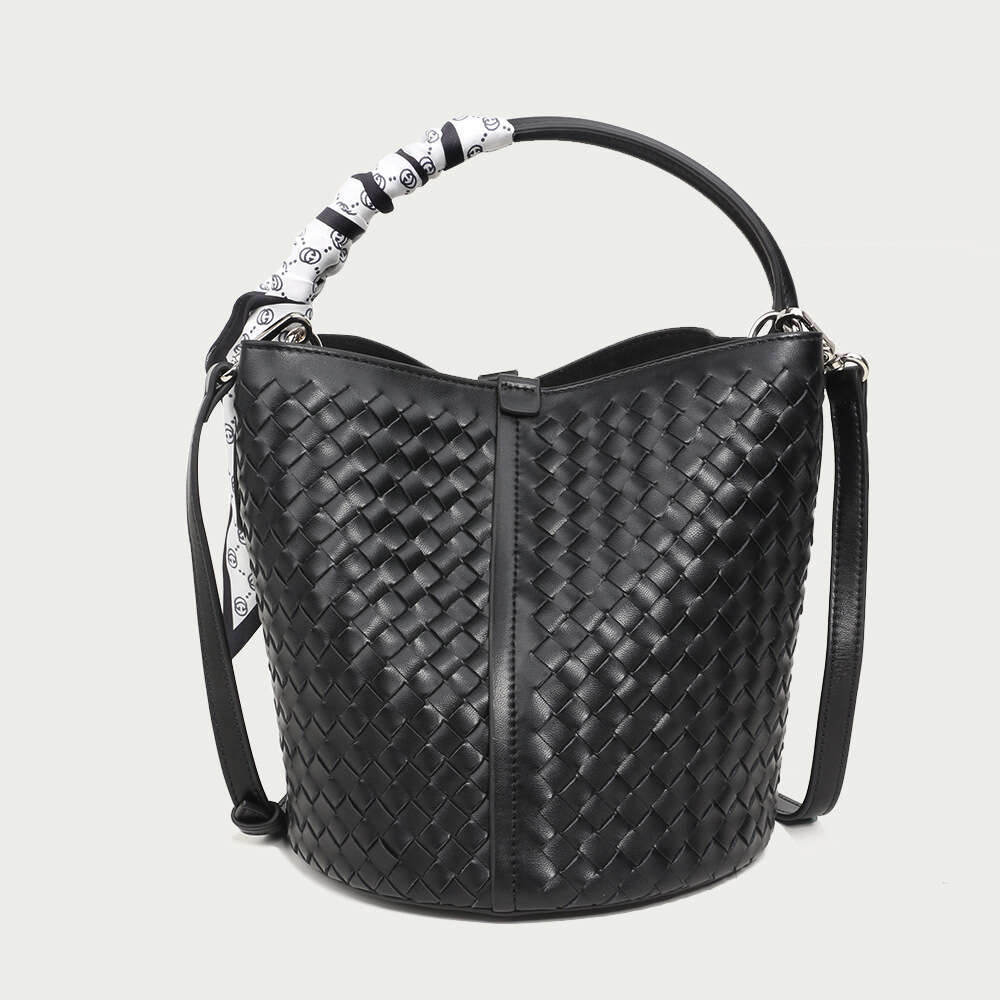 Tote Bag Woven Cowhide Bucket For Women Crossbody Large Capacity High End Genuine Leather Tote Bag Commuter Shoulder Bag Shoulder Bag Braided Handbag