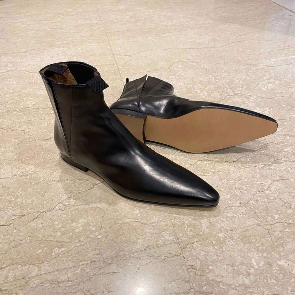 Genuine Leather Niche French Style Pointed Toe Chelsea for Women, Autumn and Winter Short Flat Bare Martin Boots, Slim Boots
