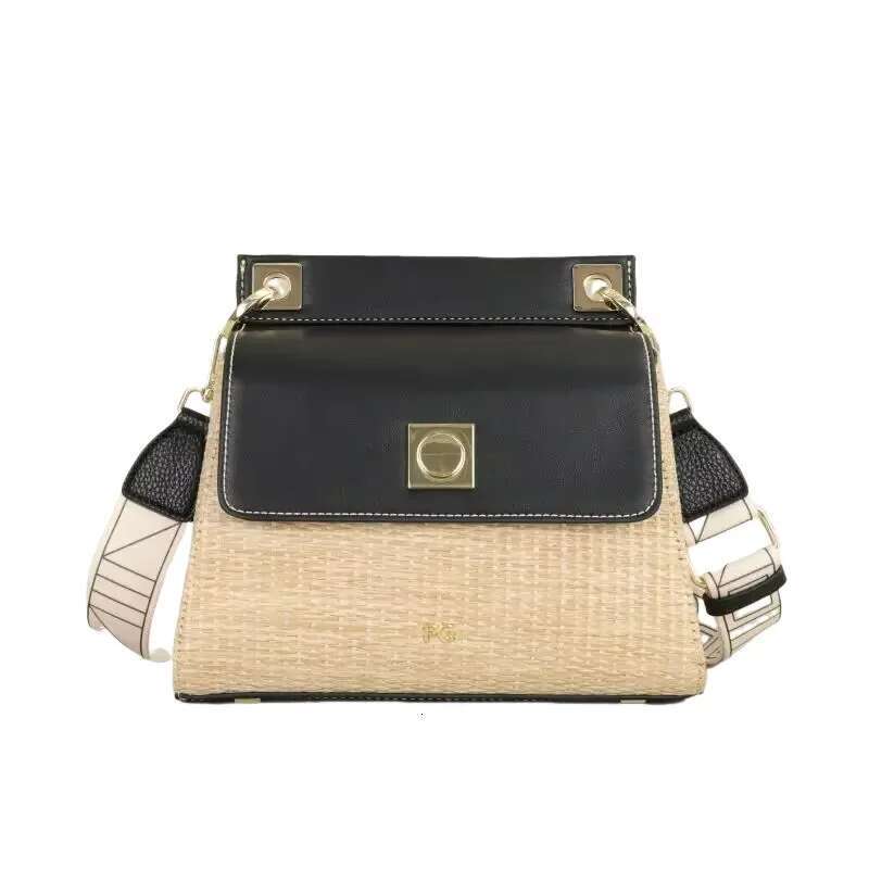 PG Exquisite Shoulder Light Brand Classic Design 2024 New Casual Women's Bag Premium Quality Fashion Handbag