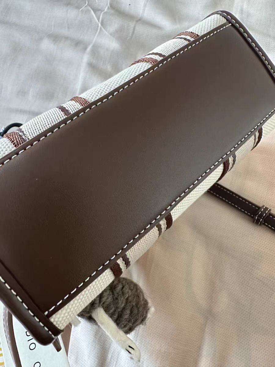 Free Shipping Designer Bag Nanfeng Chio2nd London Bookstore Small Tote Bag For Women 2025 New Commuter Handbag Single Shoulder Crossbody Bag