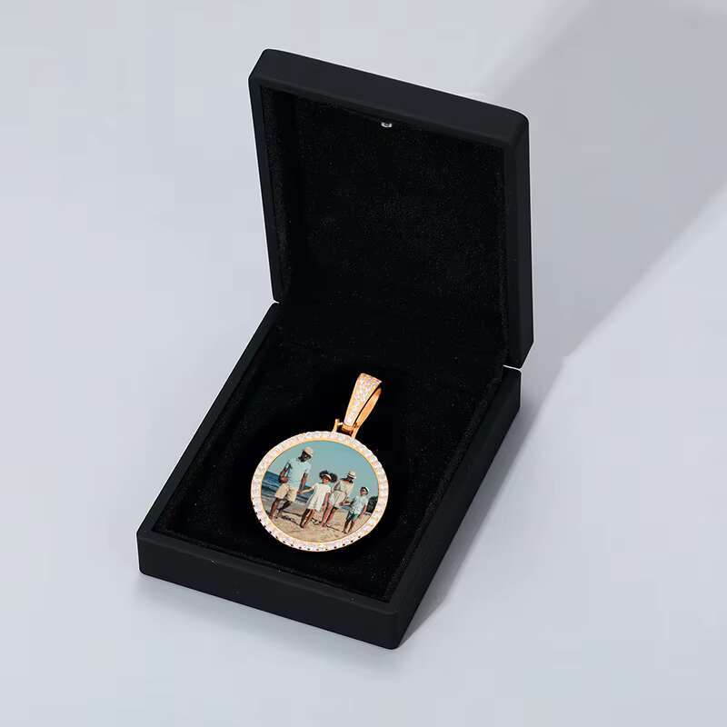 Personality Pendant Iced Out VVS D Color Moissanite 925 Sterling Silver Hot Sale Custom Photo Frame Pendant Hip Hop Jewelry