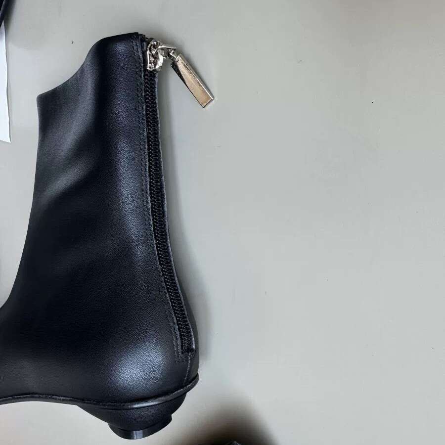 French Minimalist Style Short Slim Women 2024 Fleece Lined Back Zipper Square Toe Versatile Low Heel Martin Boots