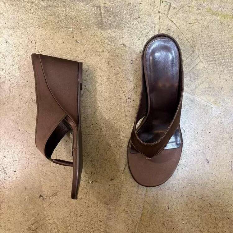 Cowhide Version ~ Niche Wedge Toe Post for Women Outdoor 2025 New Summer Sandals High Heels