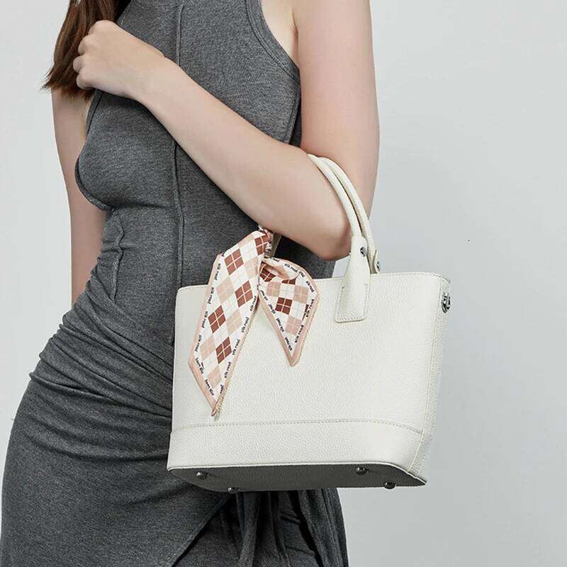 Toptrends Cow Genuine Leather Bucket Tote Handbags For Women New 2025 Designer Top Handle Ladies Shoulder Crossbody Bags