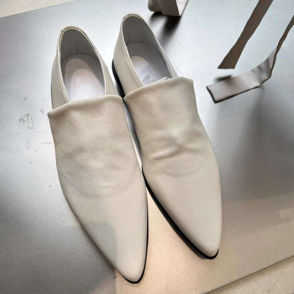Korean Style Niche Genuine White Pointed Toe Deep Mouth Loafers for Women 2024 New Chunky Heel Small Leather Evening Single Shoes