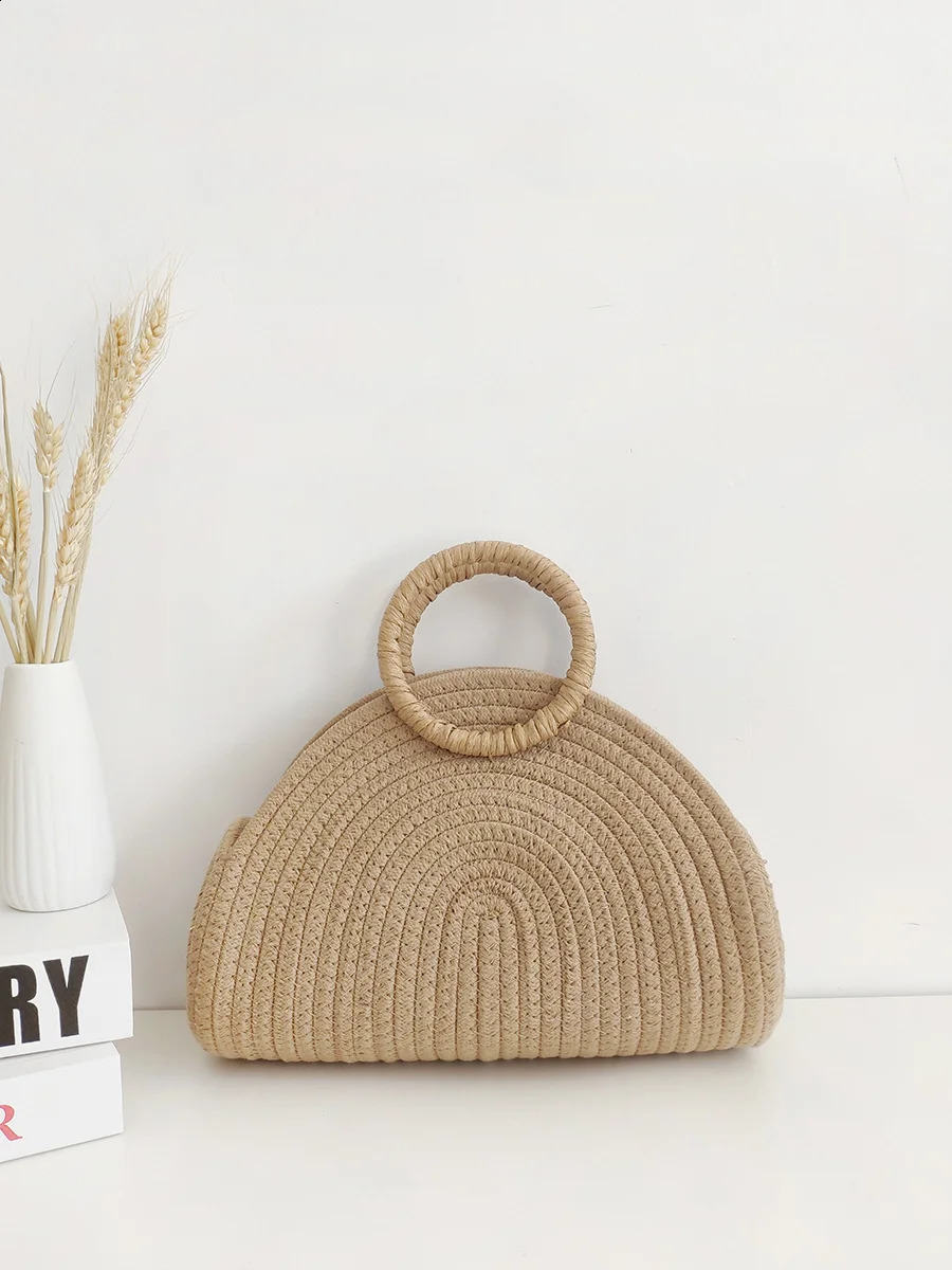Bohemianstyle Straw Semiround Tote Bag| Daisydecorated woven basket handle a musthave for summer beaches 250528