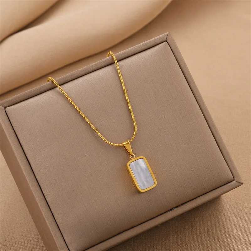 Fashion Black White Double-sided Rectangular Pendant Necklace for Women Stainless steel Gold Plated Geometric Jewelry XJ250528