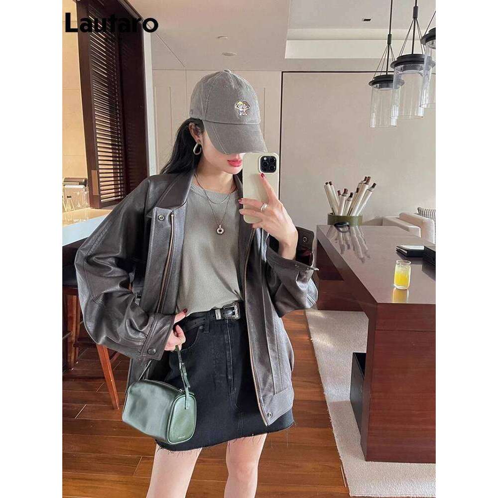 Lautaro Autumn Cool Brown Oversized Leather Jacket Women Drop Shoulder Long Sleeve Zippper High Quality American Retro Clothing