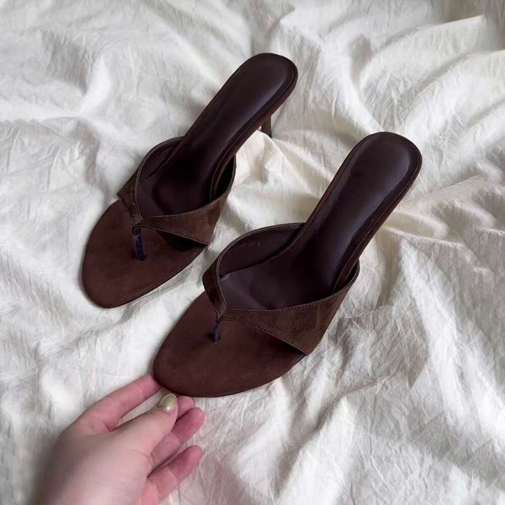 Cowhide Version ~ French Minimalist Style Toe Post for Women Outdoor 2025 Summer New High Heel Stiletto Sandals