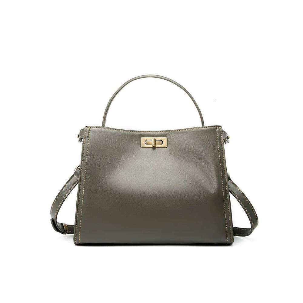 First Layer Cowhide 2025 New Vintage Large Capacity High-End One-Shoulder Crossbody Bag Women's Genuine Leather Handbag