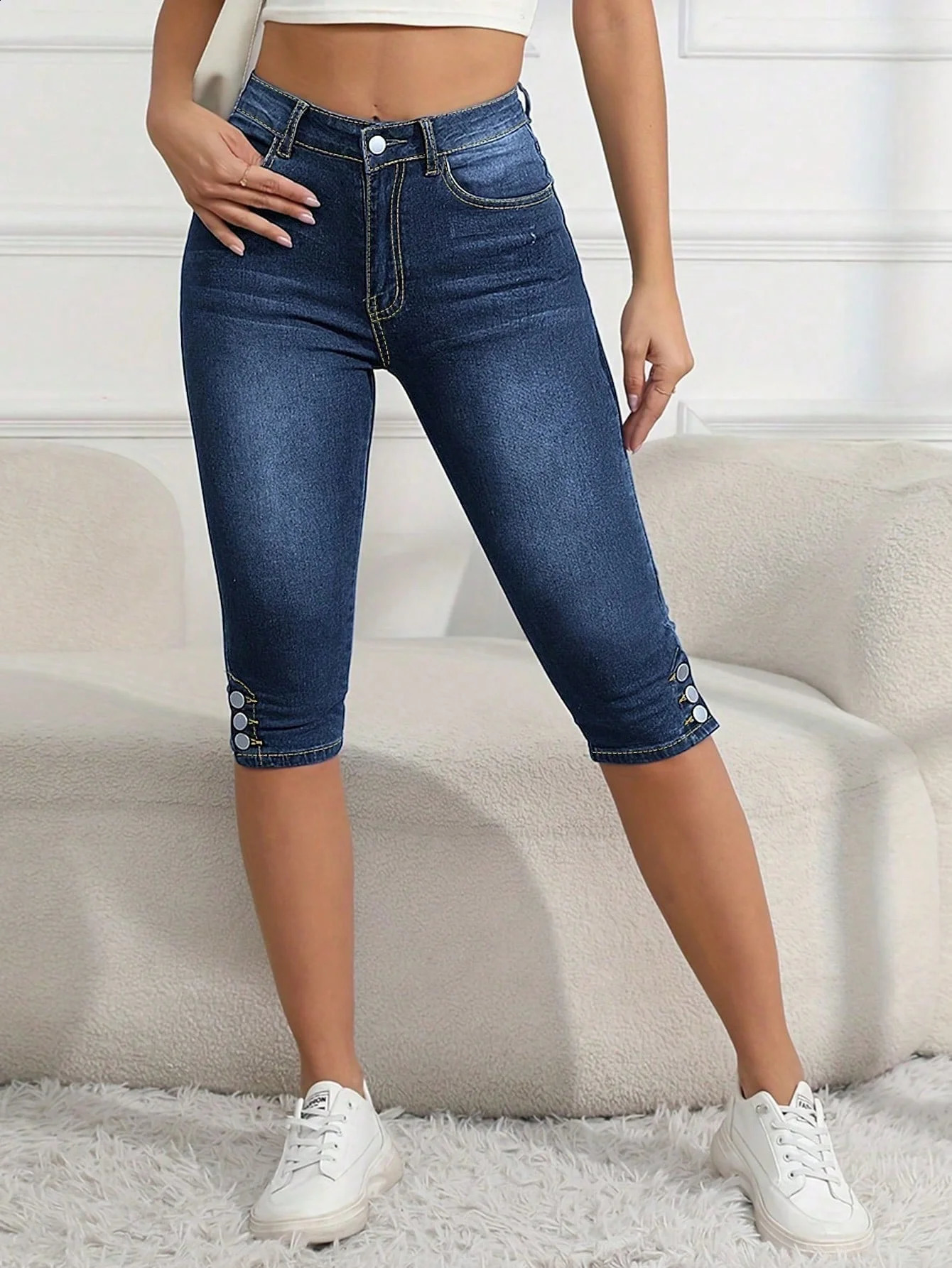 Women SlimFit Denim Jeans Button Pockets Zipper Casual Style Pants Fashionable Deep Blue CalfLength 250516Z