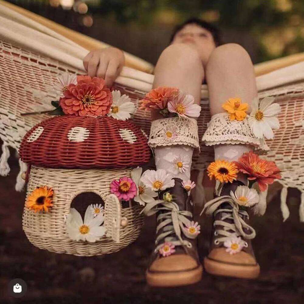 Women's Bags Designer Cute Mushroom Rattan Bohemian Wicker Straw Purses And Handbags Handmade Woven Beach Bags For Women Bucket Bag Tote Clutch