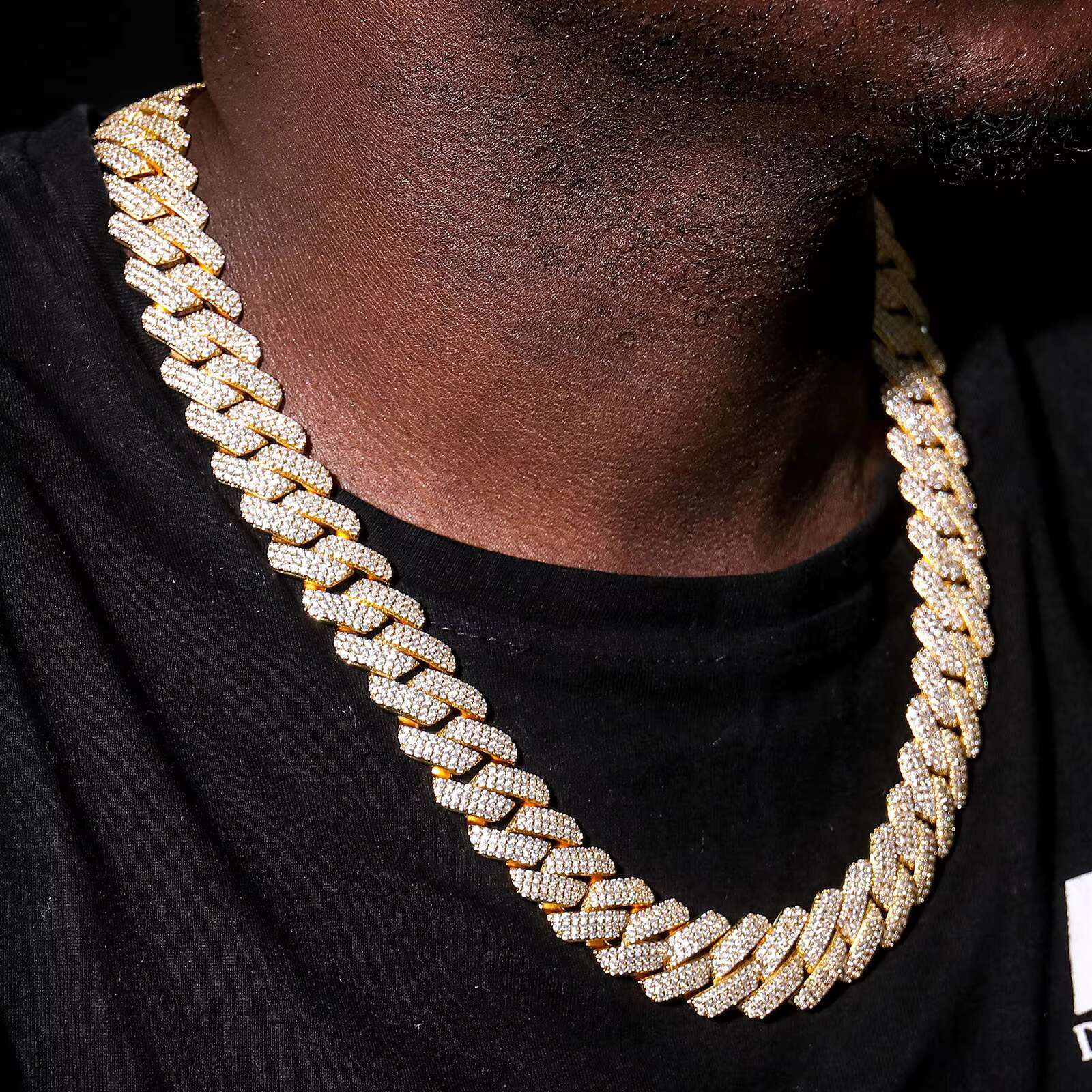 Luxury Moissanite Luxury 925 Silver Wholesale Moissanite Cuban Link Chain Hip Hop Fine Jewelry Necklaces Iced Out Chain