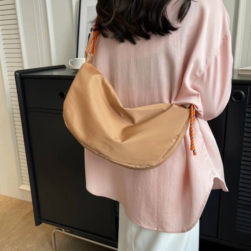 New Nylon Cloth Shoulder Bags Vintage Solid Color Hobos Casual Large Capacity Diagonal Bag Fashion Versatile Women Handbag