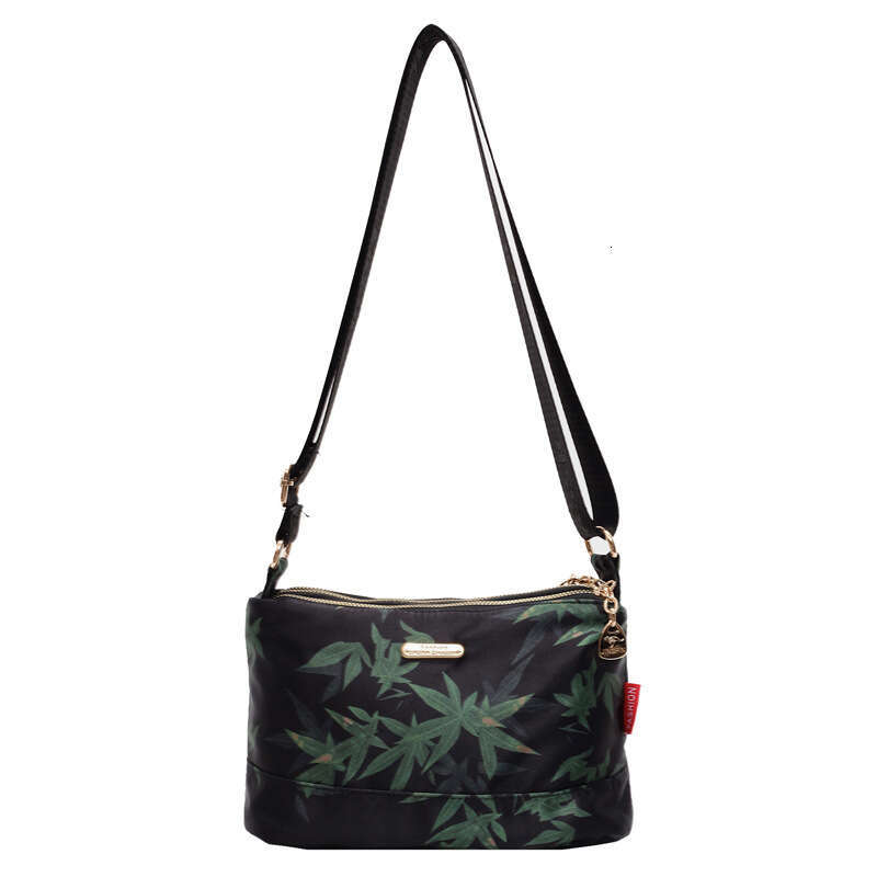 Winter New Korean Style Silk Mom Middle-Aged Shoulder Fashionable Multi-Layer Elegant Canvas For Women Crossbody Bag B5