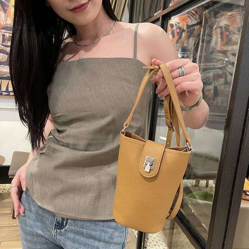 2024 New Women Soft Genuine Leather Mobile Phone Shoulder Bag Lady Mini Crossbody Messenger Pack Fashion Wallet For Girls
