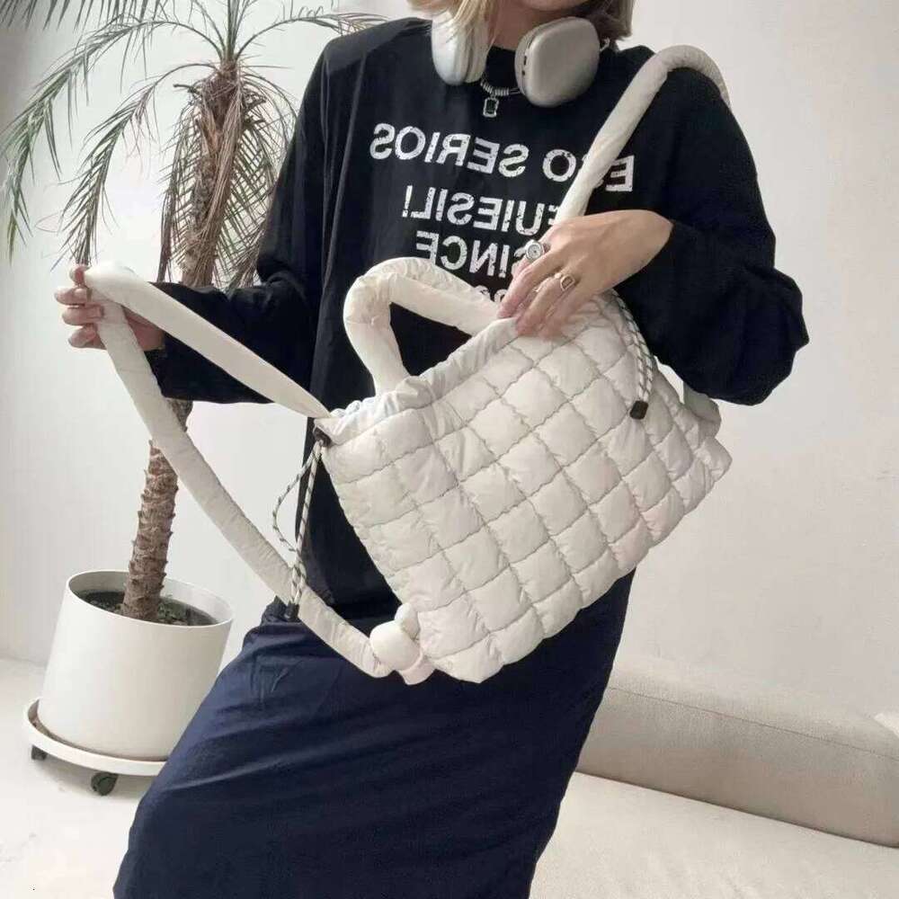 Women's Bags Designer Winter Nylon Quilted Shoulder Bag Cotton Padded Backpack Plaids Down Space For Women Handbags Puffy Crossbody Bags Tote New
