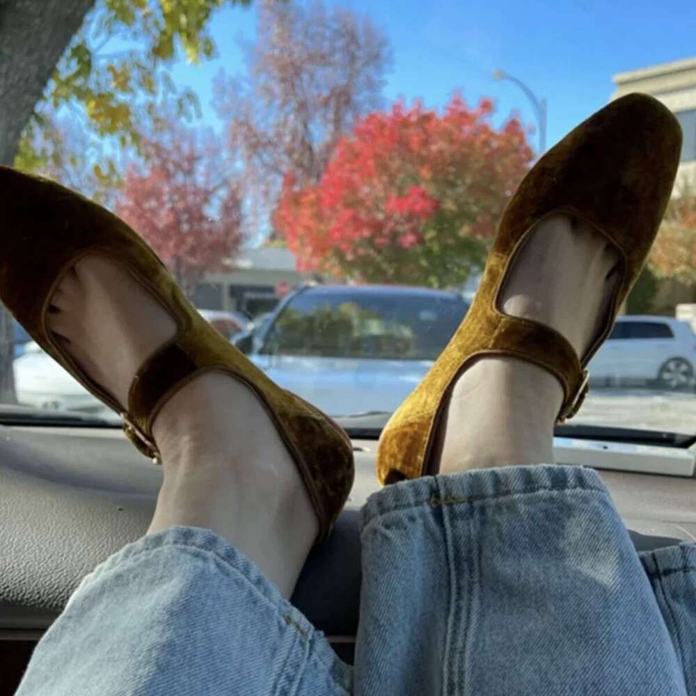 Genuine Leather Velvet Korean INS Flat for Women 2025 Spring Versatile Square Toe Shallow Mouth One-Strap Mary Jane Shoes