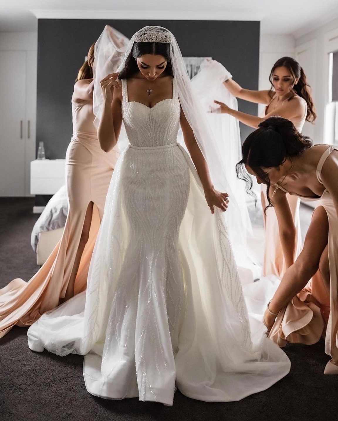Elegant Mermaid Wedding Dress Sweetheart Neck Sleeveless Bridal Gowns Sequins Detachable Train Dresses Custom Made vestidos de novia