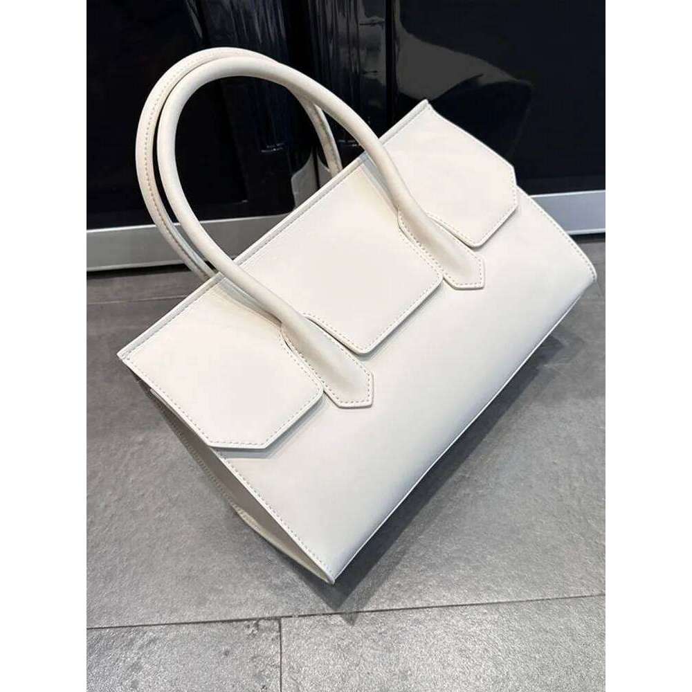 Elegant Office Ladies Totes Handbag Flap Cowhide Genuine Leather Business Women Strap Shoulder Bag New Sling Crossbody Bags