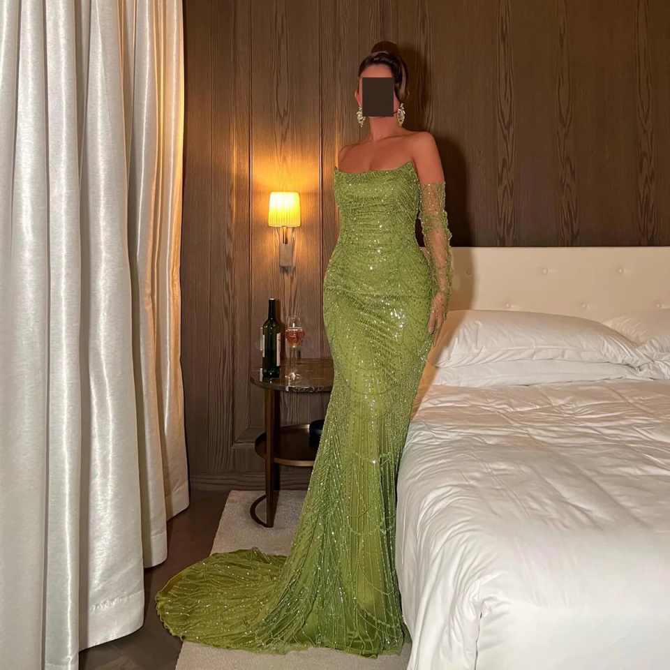 Vintage Evening Dresses For Women Strapless Sleeveless Gown Sequins Beaded Sweep Train Dress Party Customized Dress