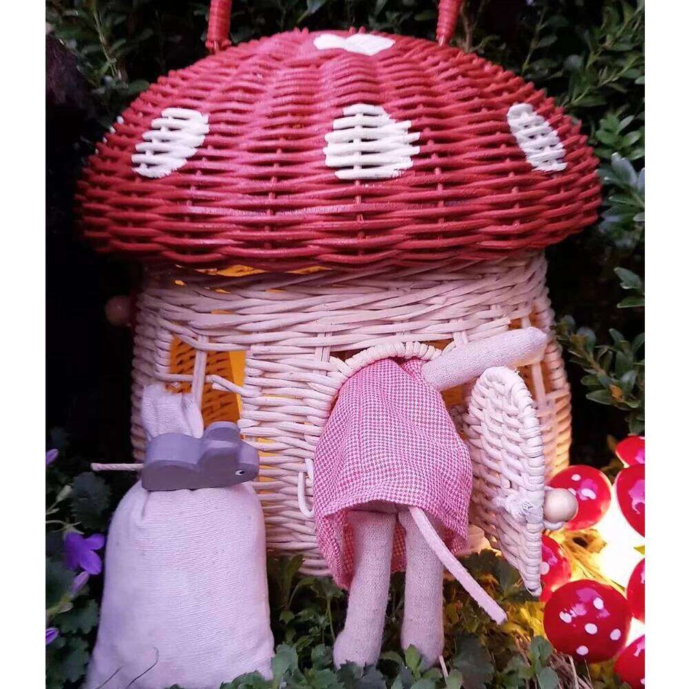 Women's Bags Designer Cute Mushroom Rattan Bohemian Wicker Straw Purses And Handbags Handmade Woven Beach Bags For Women Bucket Bag Tote Clutch