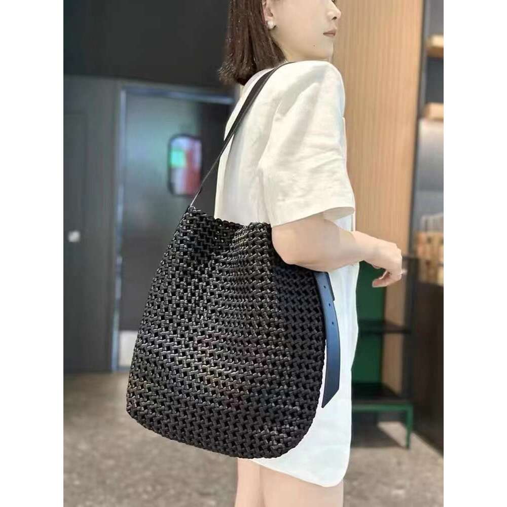 Tote Bag Niche Design Nylon Woven Bucket Large Capacity Hollow Out Wide Strap Single Shoulder Letter Tote Bag Shoulder Bag Braided Handbag