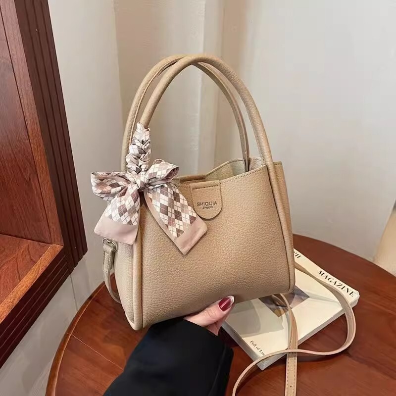 Ladies new texture crossbody bag fashion super soft multifunctional fashionable handbag designer fashion fashionable women s shoulder bag