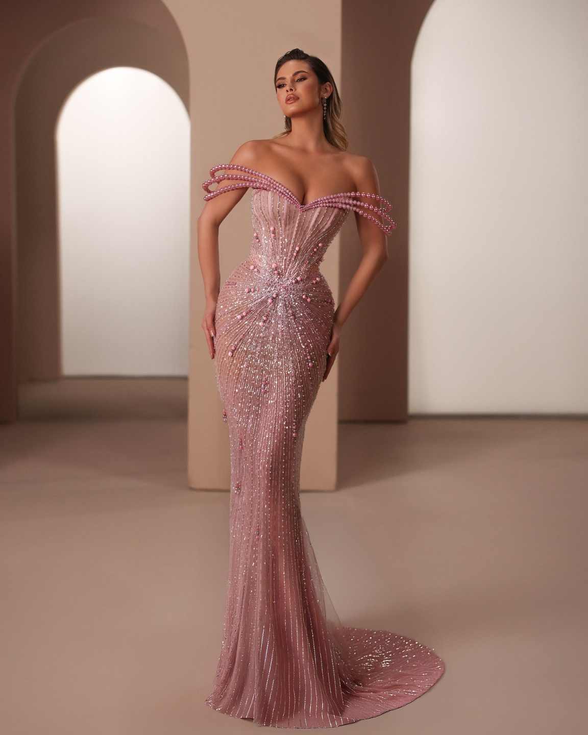 Luxury Evening Dresses For Women Sweetheart Neck Off Shoulder Gown Sequins Beaded Sweep Train Dress Party Customized Dress