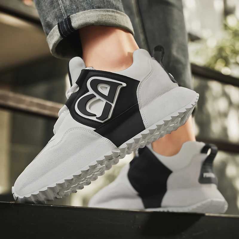 New Arrival Fashion Mens Sneakers Breathable Anti Slip Running Shoes Designer Jogging Casual Sport Shoes Light Walking Shoes Tennis Shoes Z250529