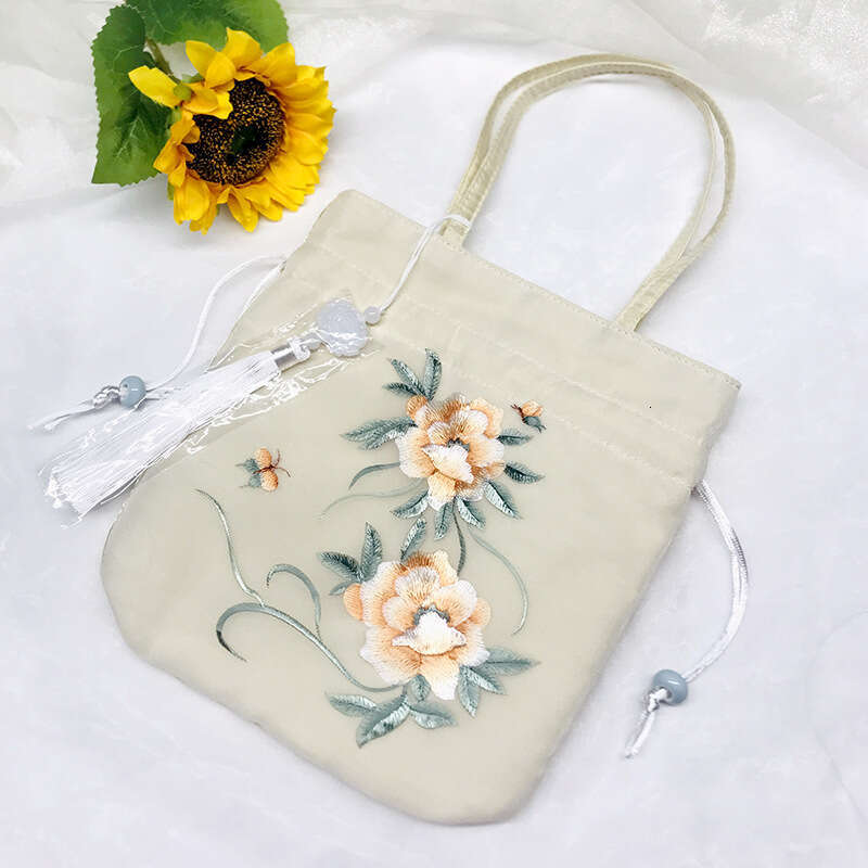Yunzhiqi Tassel Embroidered Chinese Style Hanfu Accessories Su Embroidery Rounded Corner Drawstring Handheld Crossbody Phone Bag