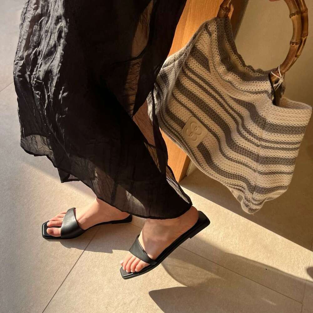 Genuine Leather Niche Irregular Upper Design Flat Square Toe One-Strap Sandals for Women Outdoor Wear 2024 Summer New Style
