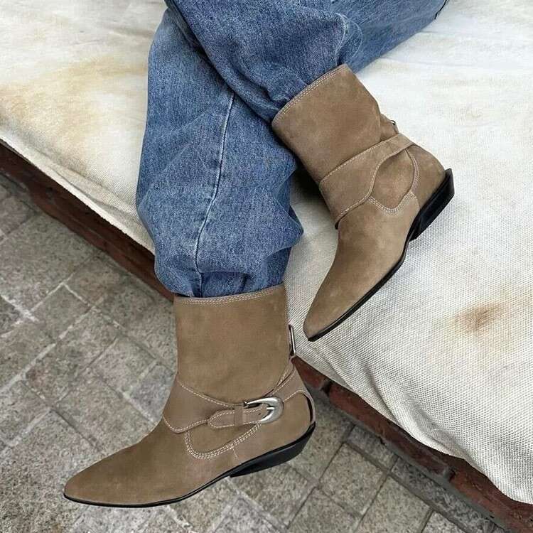 Niche Suede Pointed Toe Western Cowboy Short for Women Autumn Winter New Plush Low Heel Martin Slim Boots