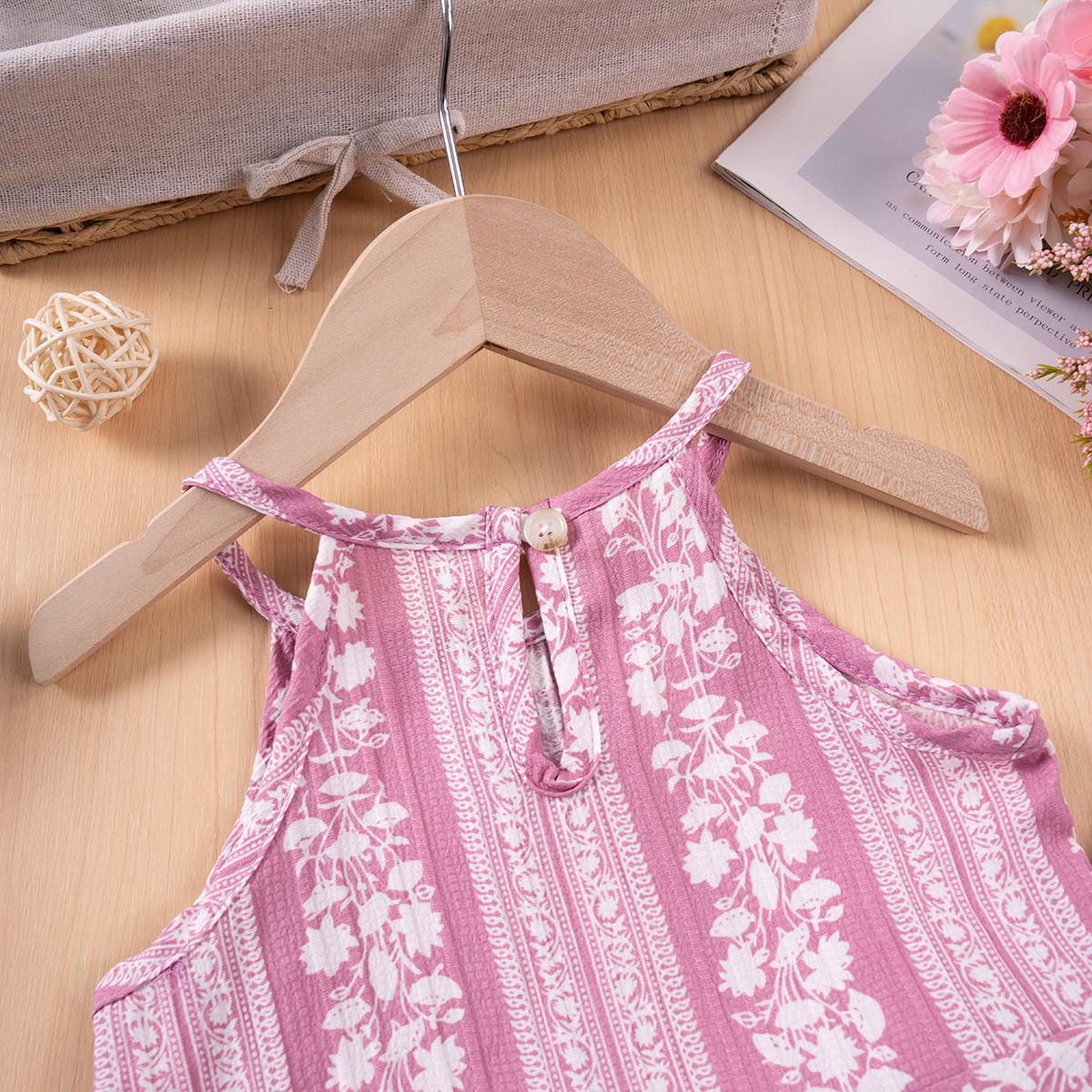 Baby girl summer casual suit sleeveless camisole pants set striped floral straight leg pants 2-piece set, suitable for daily wear and outdoor activiti